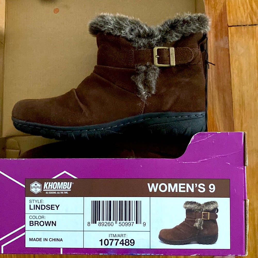KHOMBU Brown Suede Boots - Sz 9